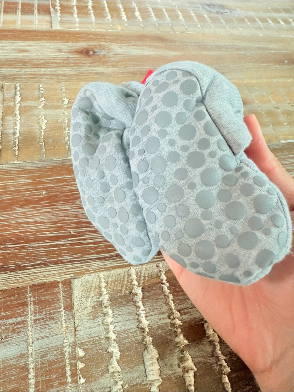 Free/with purchase Zutano baby booties - Picture 4 of 4